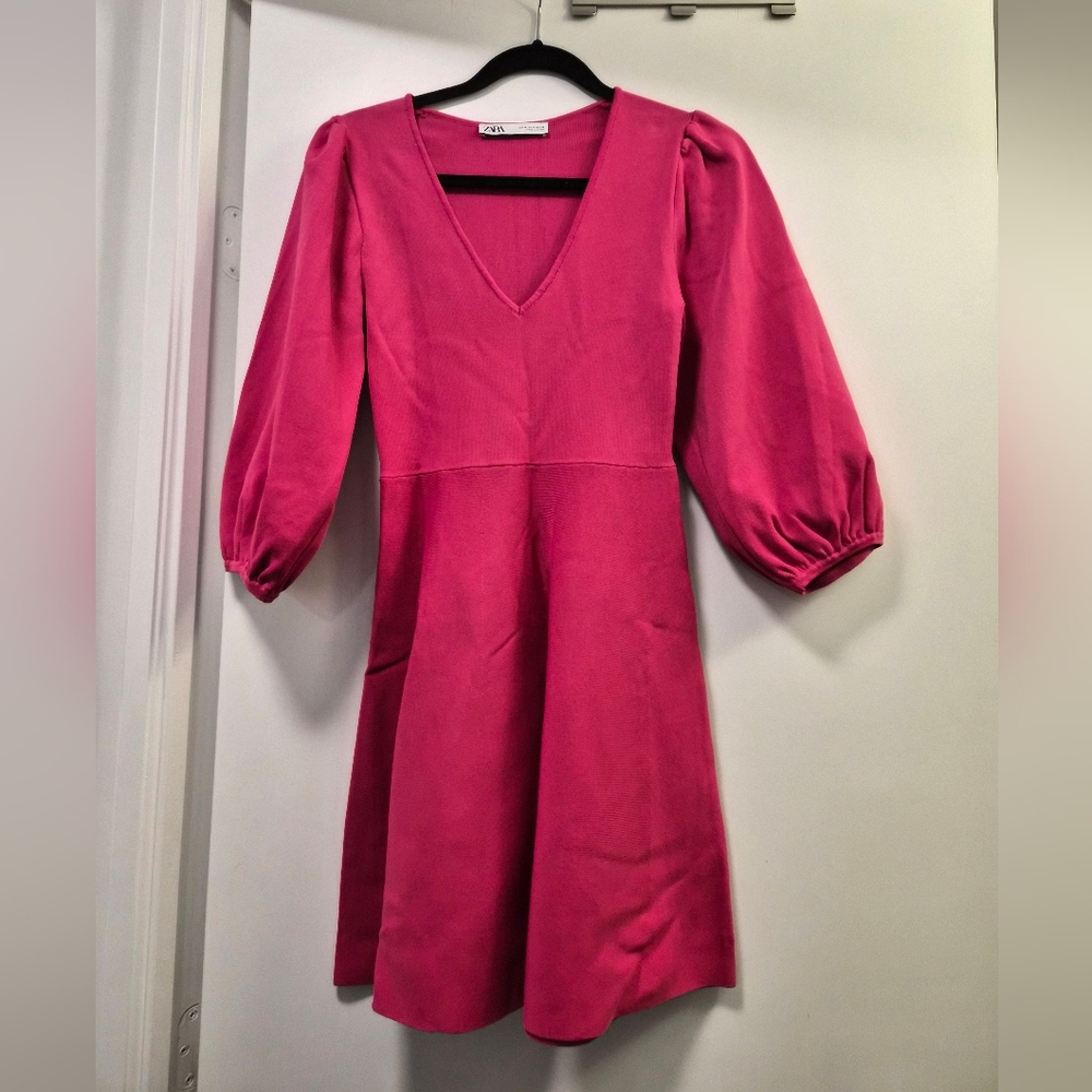 Zara Pink V-Neck knit Dress